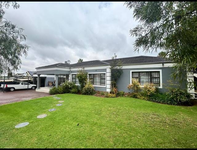 3 BEDROOM HOUSE FOR SALE IN ELSPARK